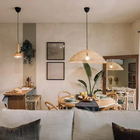 Apartment Tinggi - 1 Bedroom And Balcony In Saldanha *