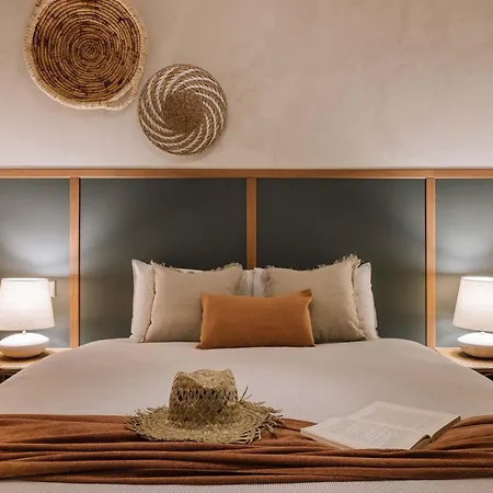 Daire Tinggi - 1 Bedroom And Balcony In Saldanha Lisboa